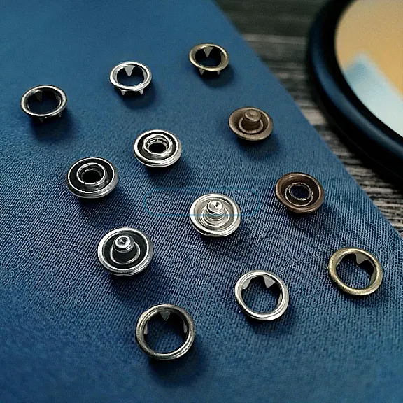 10,5 mm Delikli Klikıt Çıtçıt C0015