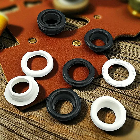 Eyelet 21/64" Plastic 8,5 mm (500 Pcs/Pack) HZR0005PL