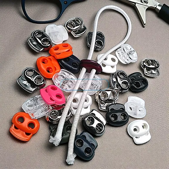 Plastik Stoper İki Delikli 4 mm Delik Çaplı Üstten Basmalı - Ay Model Stoper H002807