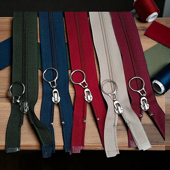 47 cm Type 10 Nylon Coat Zipper – Open End (Separate) ZPHSN0047T10