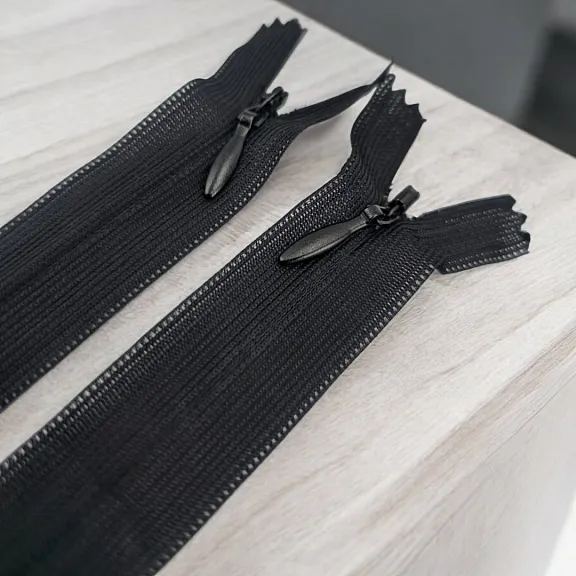 30 cm Closed End (Bottom) Hidden Tulle Zipper ZPHSN0030TUL