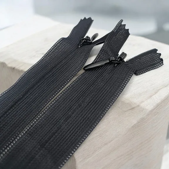 30 cm Closed End (Bottom) Hidden Tulle Zipper ZPHSN0030TUL