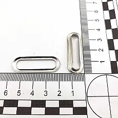 Oval Eyelet 3 cm 1 ³/₁₆ Brass EROV0030PR