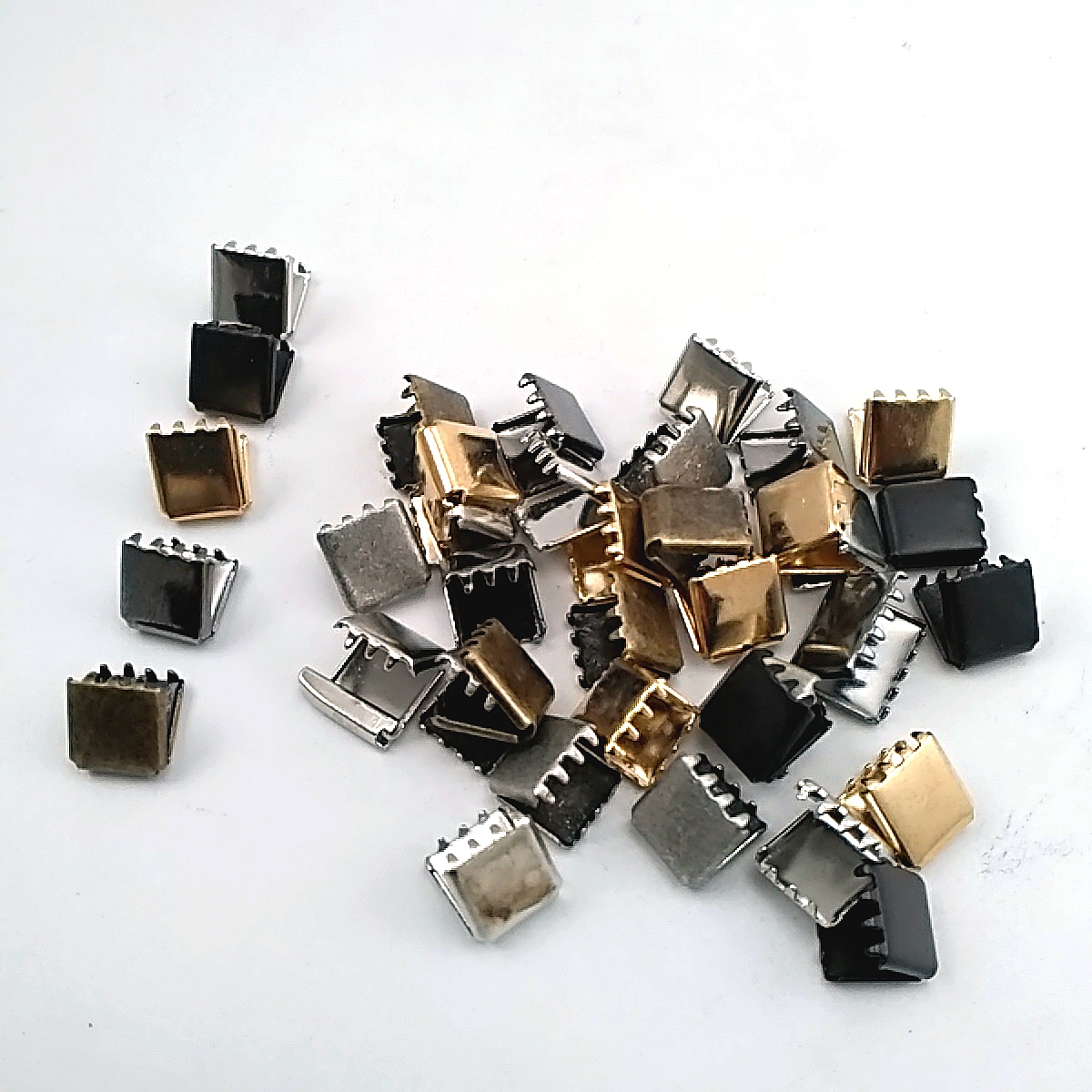 Bağ Ucu Kıstırma 8,8 mm × 8,1 mm Pirinç – Kapalı Kenarlı, Kayış